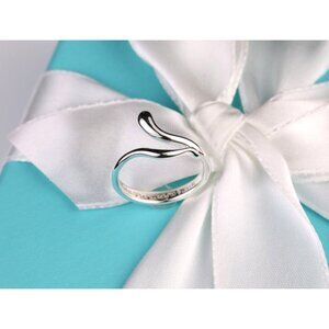 Tiffany & Co. Elsa Peretti Open Teardrop Snake Ring in Sterling Silver Size 6